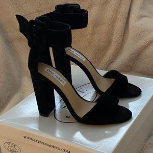 NWT Steve Madden "DEVA" Black Suede Sandals SZ 6.5
